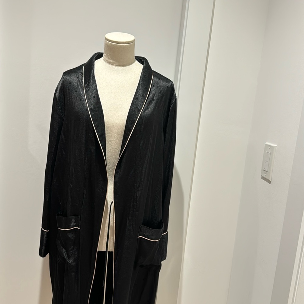 Vitoria Secret Robe